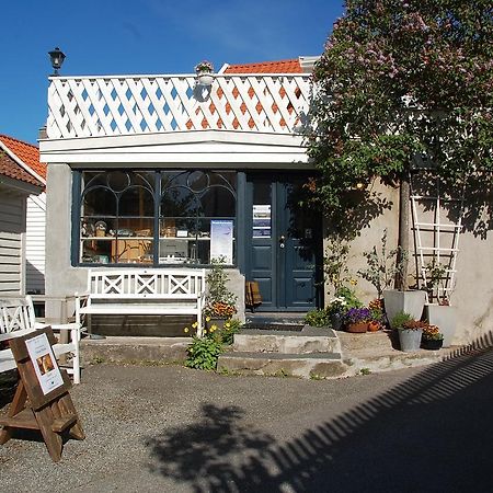 Lundins Sommerhotell Skudeneshavn Exteriör bild