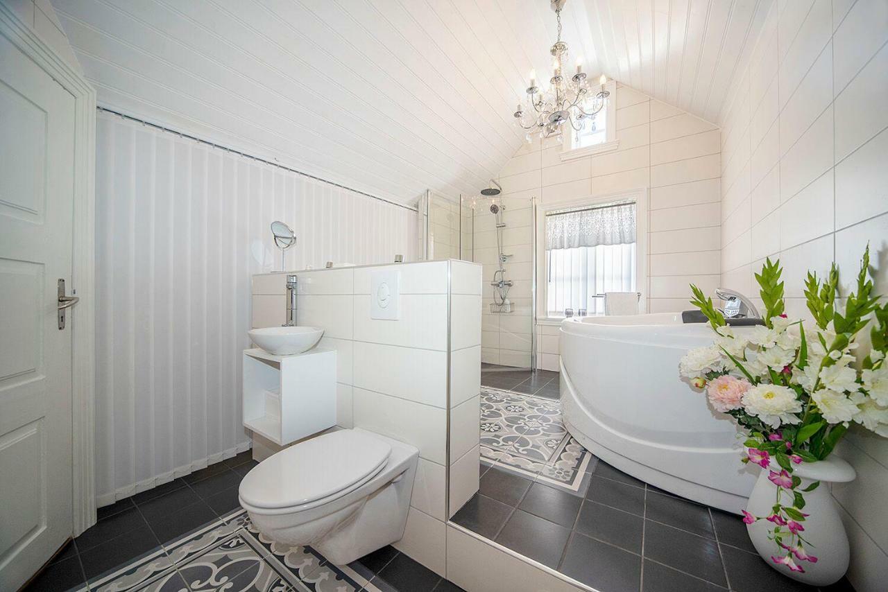 Lundins Sommerhotell Skudeneshavn Exteriör bild